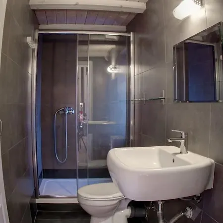 Grace's Elegant Corfu (city)